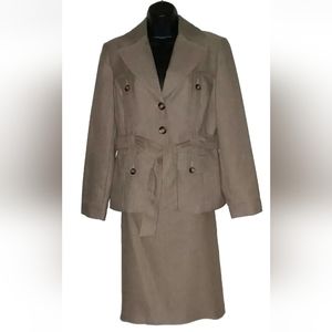 J. Rose Suit Womens Size 8 2 Pc Belted Herringbone Blazer Jacket Skirt